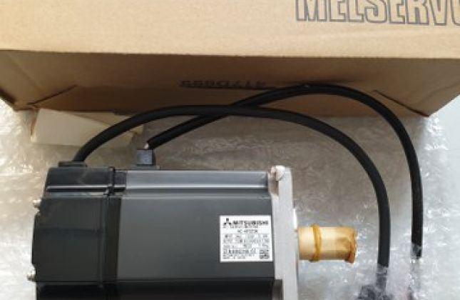 SERVO MOTOR  HC-KFS73K