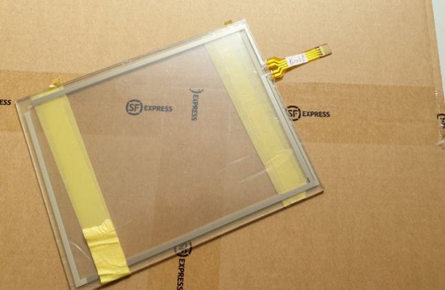 Cảm ứng màn hình AST3401-T1-D24