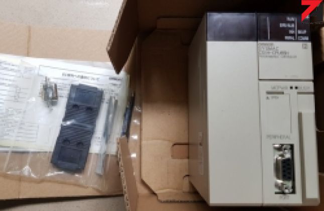 Bộ điều khiển lập trình CS1H-CPU65H