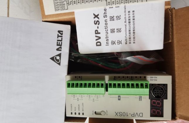 Bộ điều khiển lập trình DVP-10SX11T