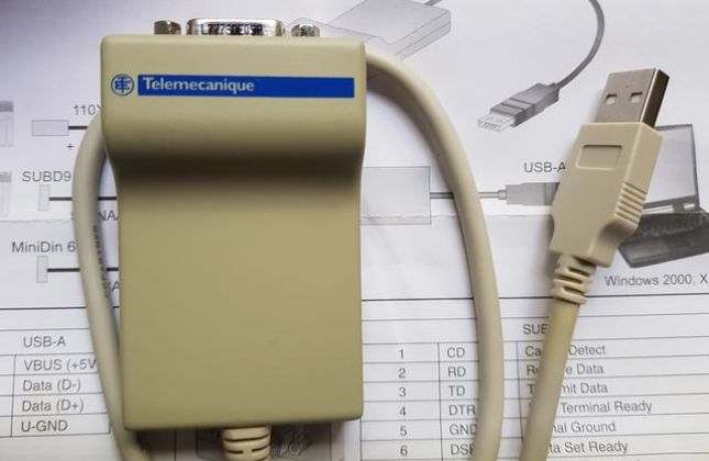Cáp chuyển đổi USB sang RS232 TSXCUSB232