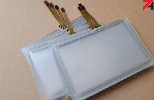 Tấm cảm ứng HMI Delta DOP-103WQ